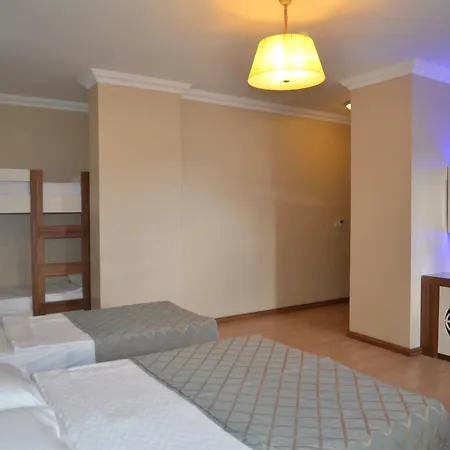 Hotel Grand Zaman Garden