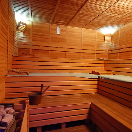 Grand Zaman Garden Готель