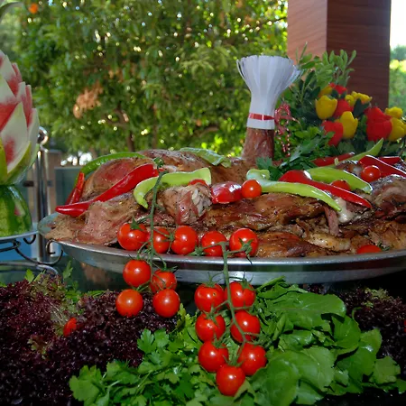호텔 Grand Zaman Garden 4*