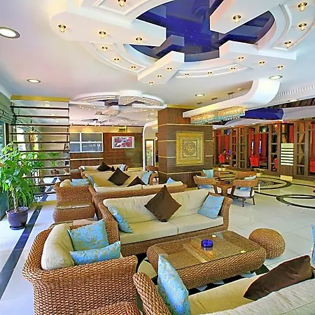 Hotel Grand Zaman Garden 4*