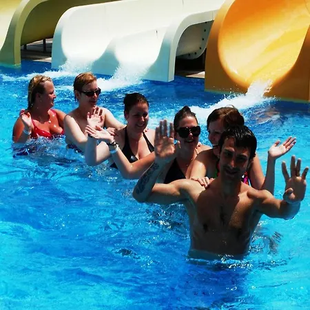 Готель Grand Zaman Garden 4*