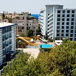 Hotel Grand Zaman Garden 4*