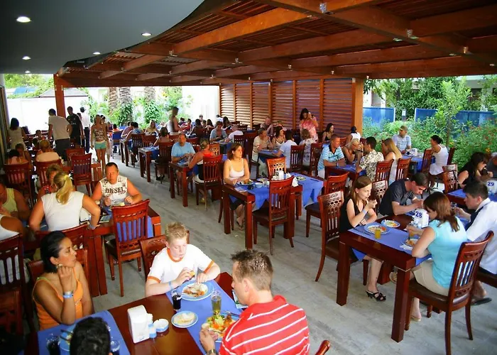 Grand Zaman Garden 酒店 阿拉尼亚