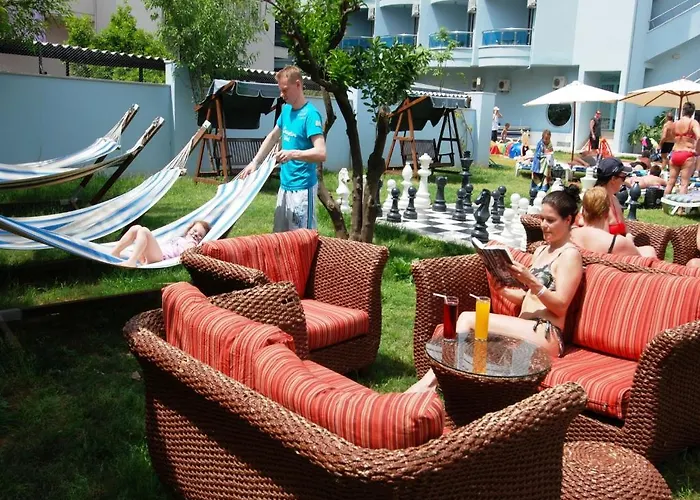 酒店 Grand Zaman Garden 阿拉尼亚