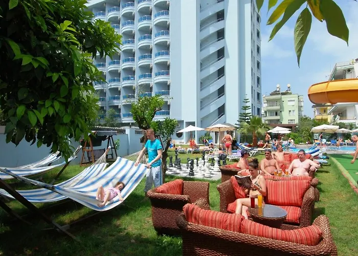 Grand Zaman Garden 4* 阿拉尼亚