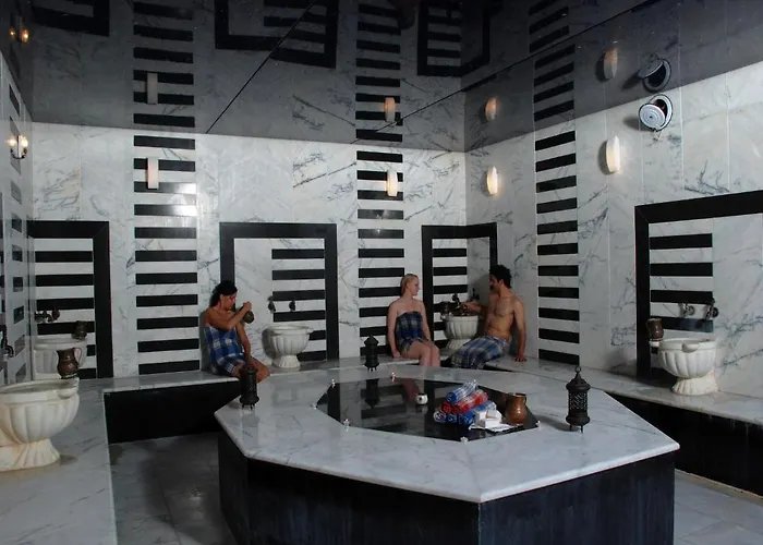 Grand Zaman Garden 酒店